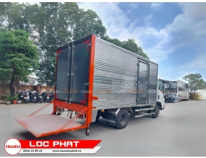 Xe tải Isuzu QKR 210 1.9 tấn Thùng Kín Bửng Nâng