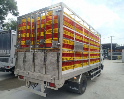 Xe tải Isuzu QKR 210 1.9 tấn Thùng Gia Cầm