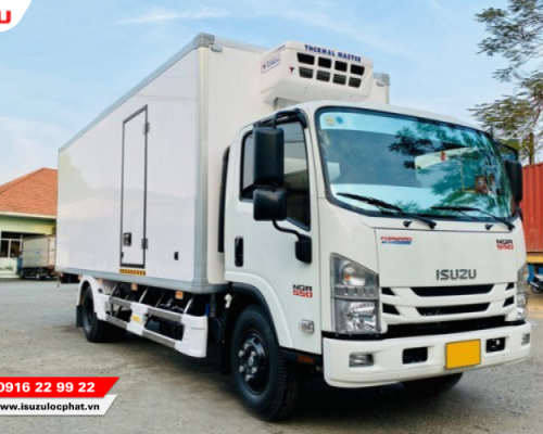 Xe tải Isuzu NQR75LE4 5 tấn Thùng Đông Lạnh