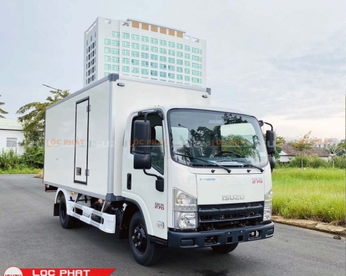 Xe tải Isuzu QKR 270 2.5 tấn Thùng Bảo Ôn
