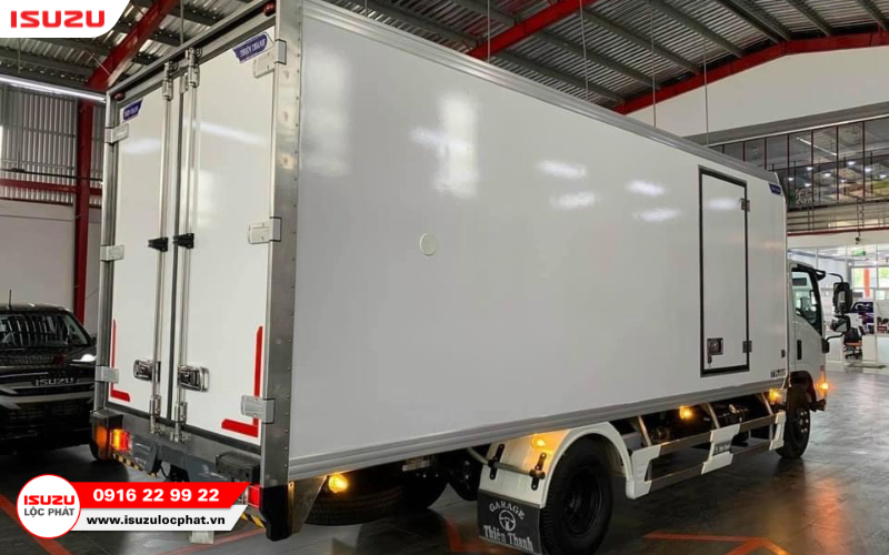 Tại sao nên mua xe Isuzu NQR 550 5.5 tấn Thùng Bảo Ôn tại Isuzu Lộc Phát