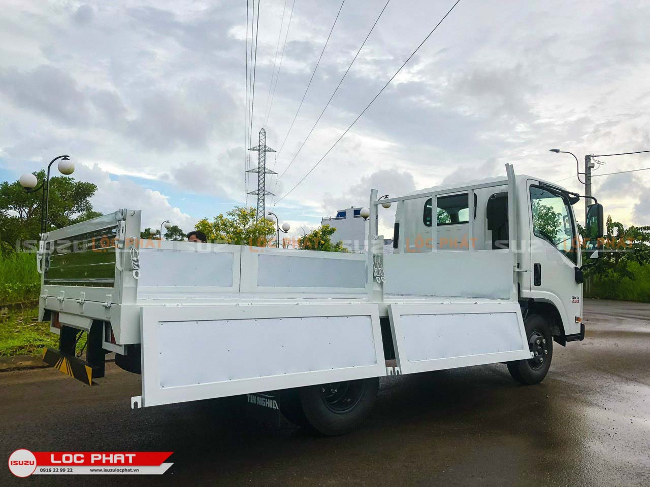 Isuzu Lộc Phát