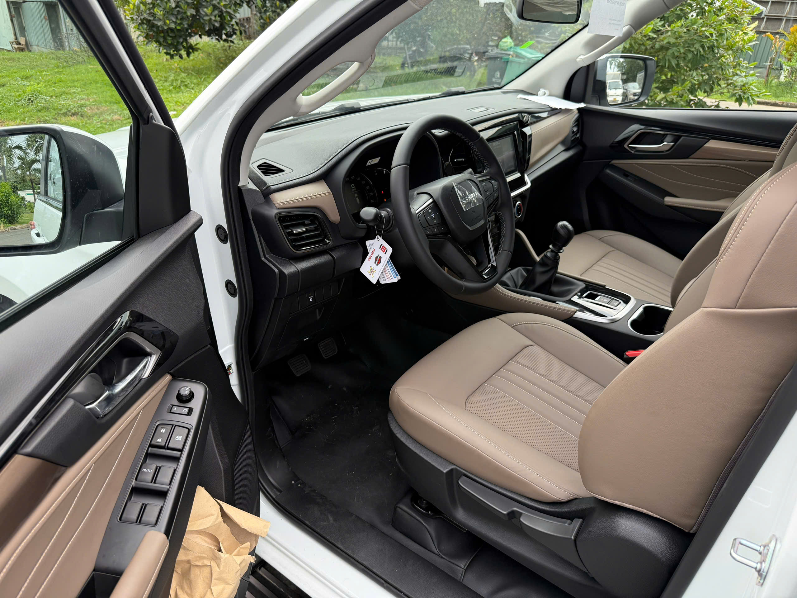 Isuzu Lộc Phát