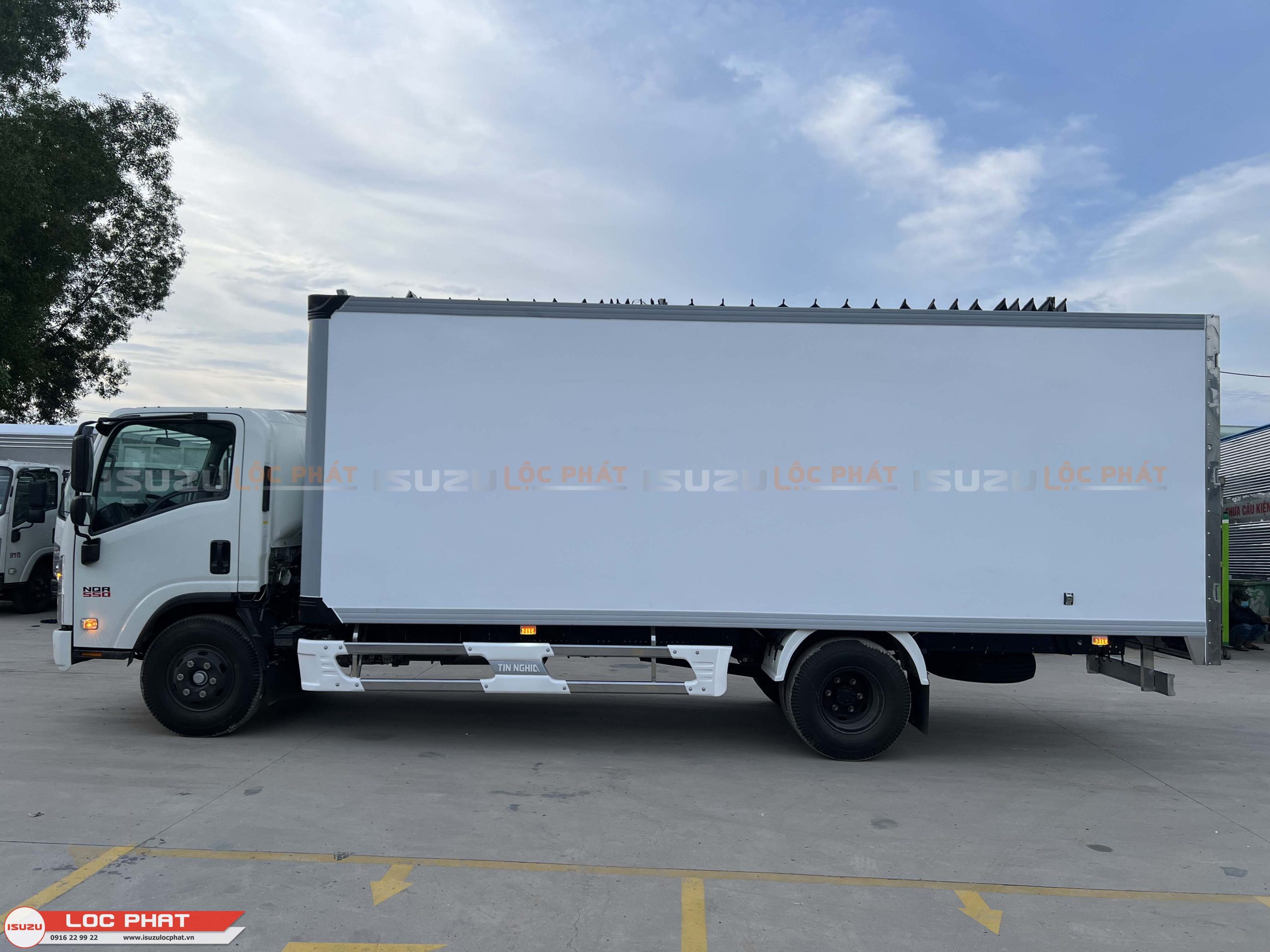 Isuzu Lộc Phát