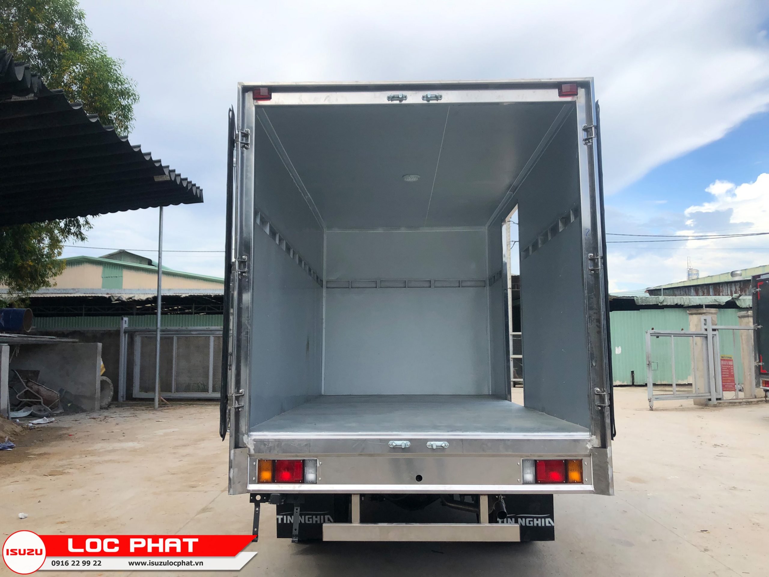 Isuzu Lộc Phát