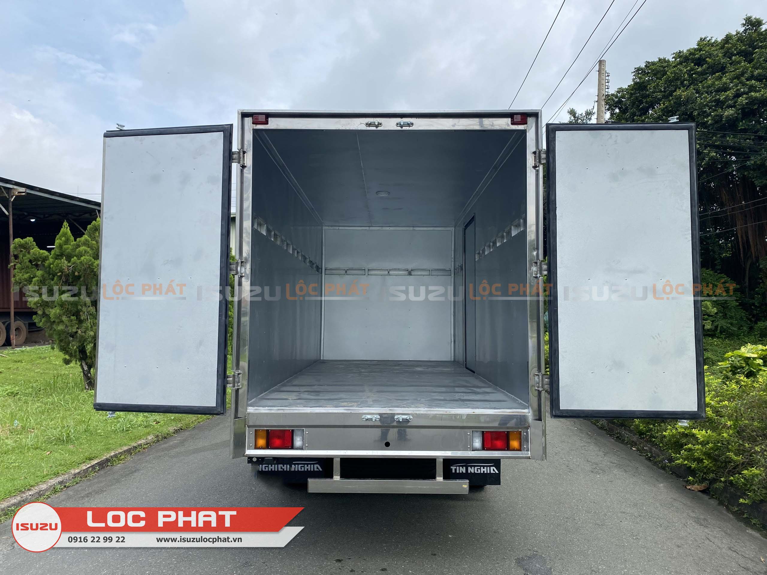 Isuzu Lộc Phát