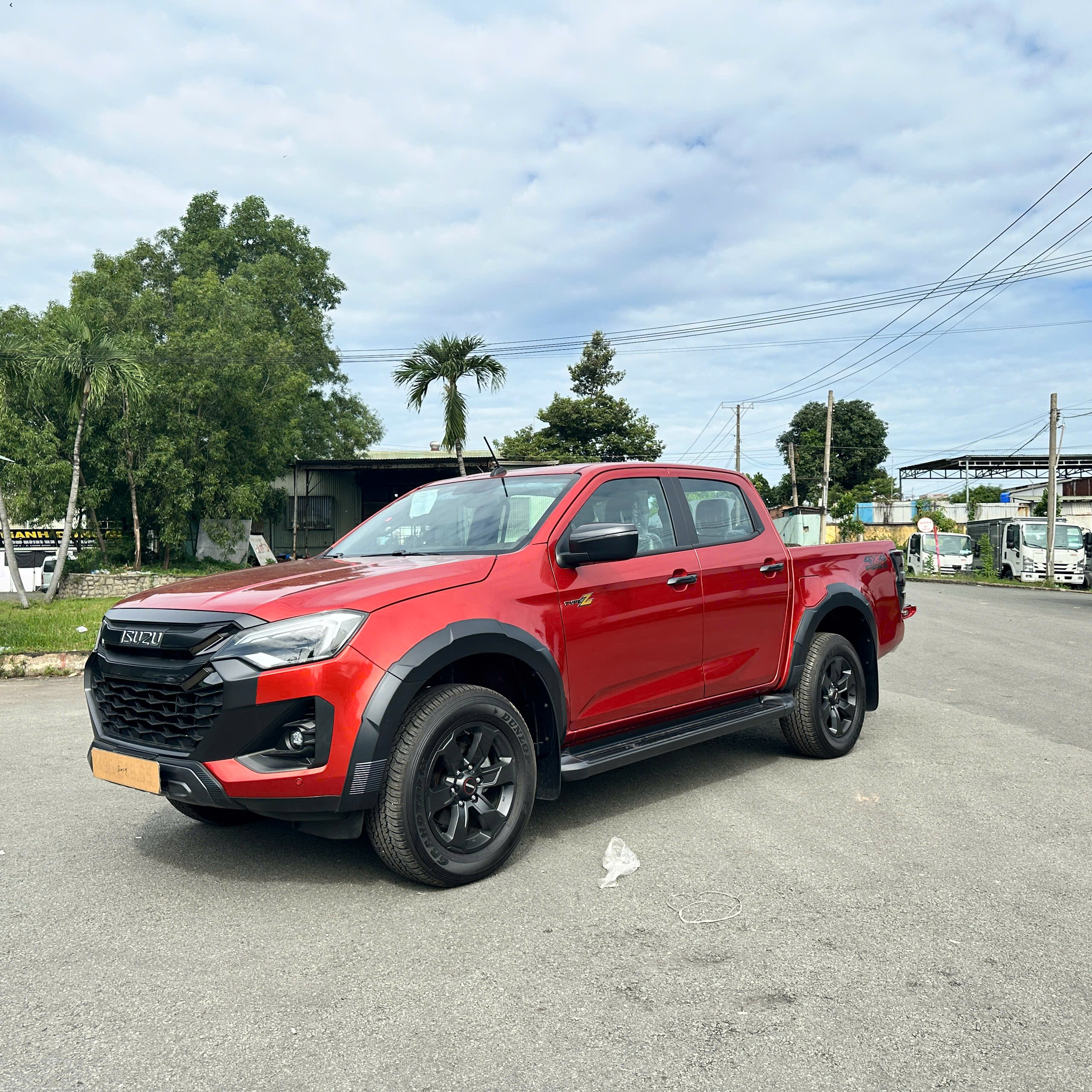Isuzu Lộc Phát
