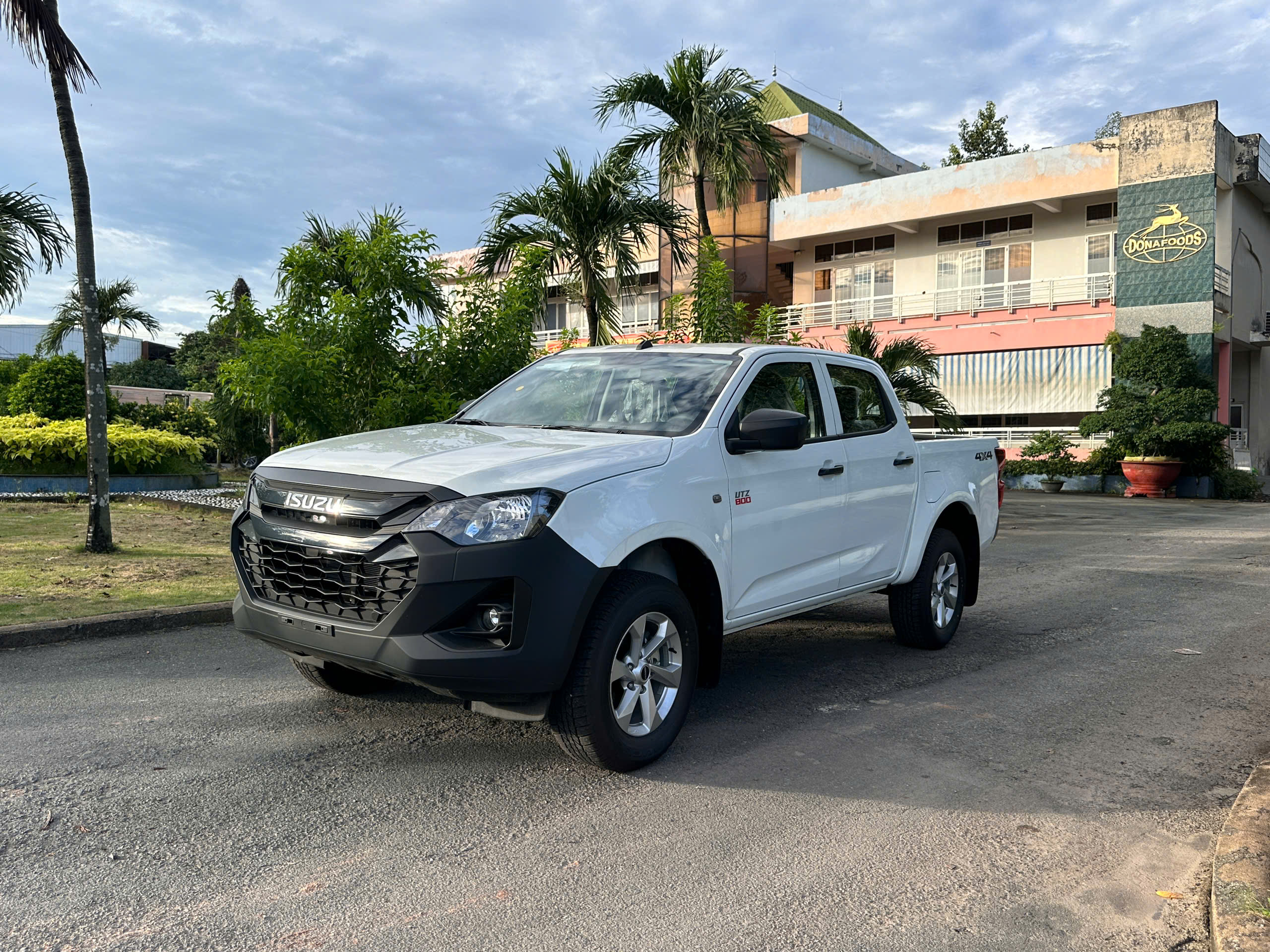 Isuzu Lộc Phát