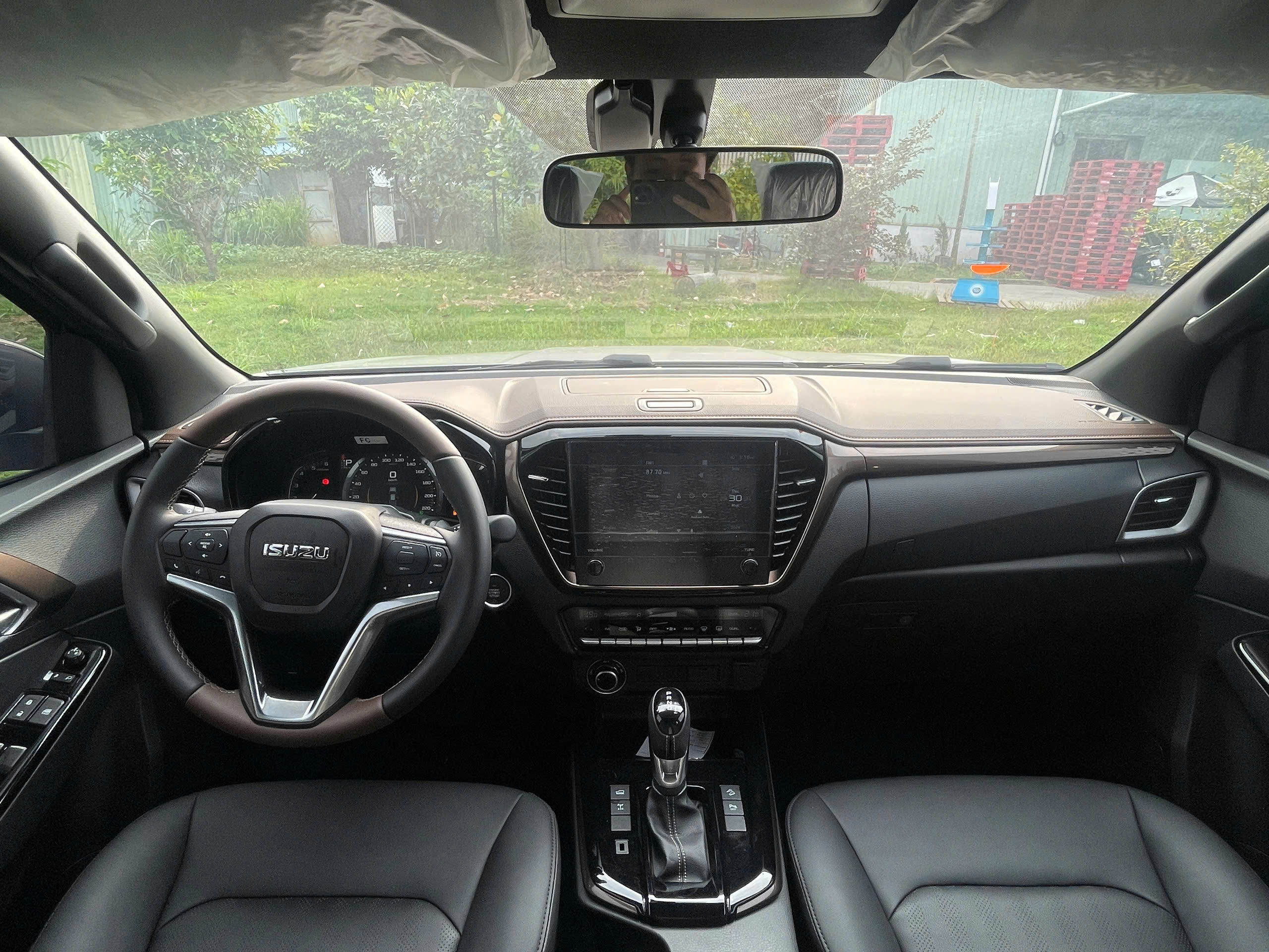 Isuzu Lộc Phát